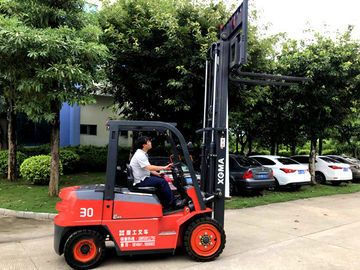 Anti Slip 3 Aşamalı Direk Forklift, Yüksek Reach Forklift Dizel XinChai Motor